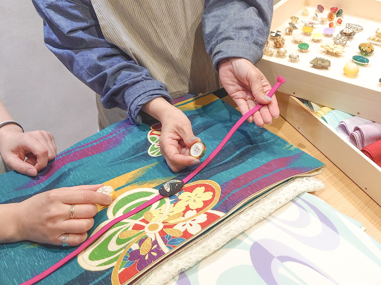 𒅂ƂȂACyɂkBql̂D݂ӂ܂AxXgȃR[fBl[g邨`Ă܂B