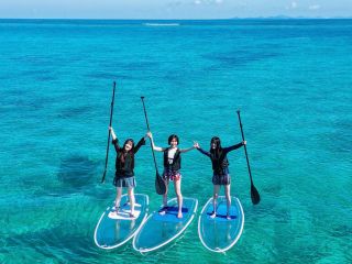 初心者の方もインストラクターが1から説明するので安心!ドローン撮影を追加することで最高な思い出が出来ること間違いなし!