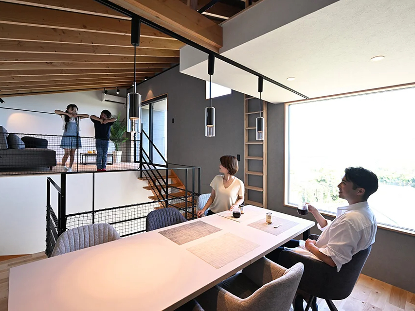 BON-MALׂ̈ɁALzƂԂĐ݌vfUCi[YnEXłB