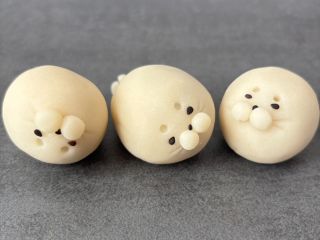 可愛らしくて食べるのがもったいない♪ 季節の花や動物をかたどった、見て楽しい・作って楽しい和菓子練り切り体験。