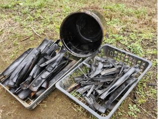 焼きあがった竹炭