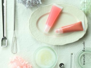 リップケア3点のクラフトを作ります。