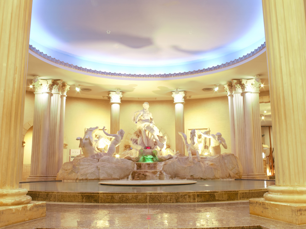 yÑネ[}Czgr̐ČÑネ[}l̑嗁BNԂʂւ蕗CJÂĂ̂ŁAقȂy݂܂B