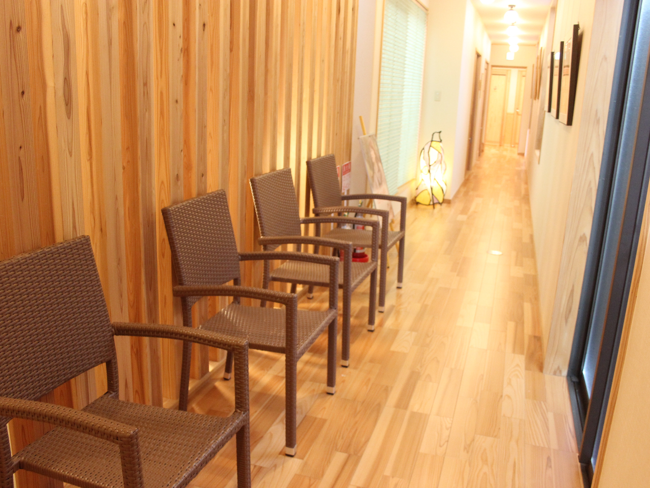 Lɂ́A҂Xy[X܂Aւ͂ɂĂ҂AقǃX^btnMւē܂