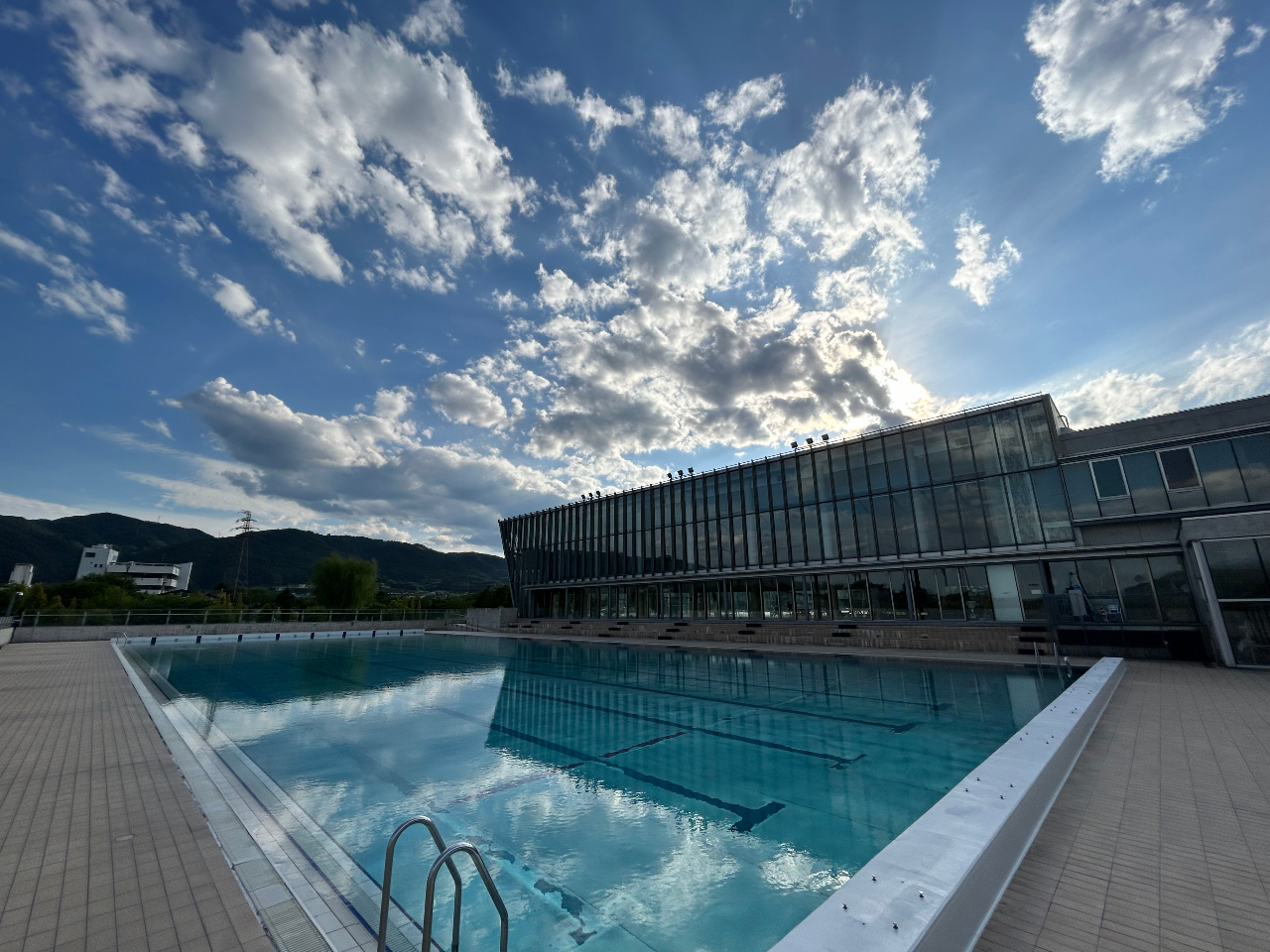 屋外50Mプール(夏季限定)