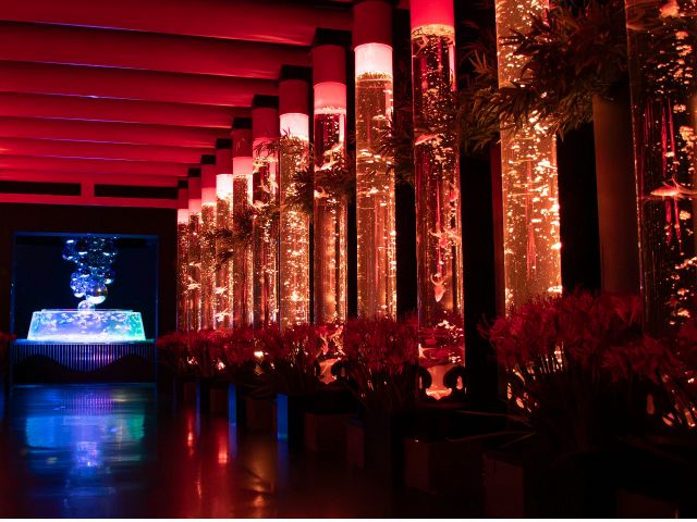 彼岸花が追加された「金魚の参道」