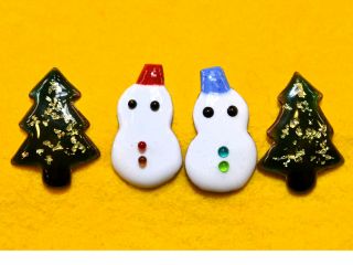 雪だるま1個とクリスマスツリー1個をつくります。