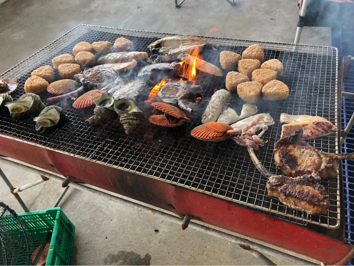�吨�̏ꍇ�̓h�����ʂ�BBQ�R�����Ń��C���h�ȕ��͋C���O�b�h�I