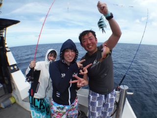 沖縄本島【北谷出発・2時間・五目釣り】ボートフィッシング・手ぶらでOK・初心者さん・親子におススメ!!