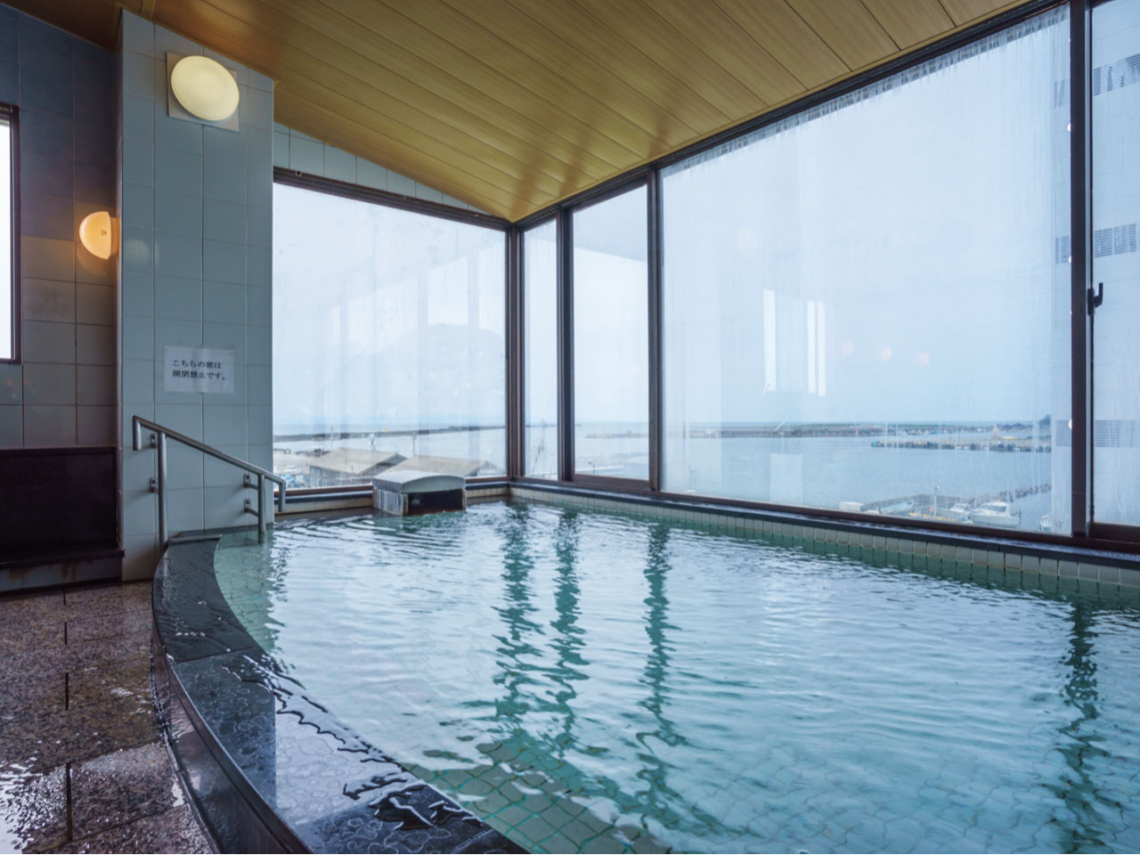 佐渡見の湯(男湯)