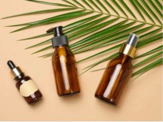 天然アロマの中からお気に入りの香りを見つけてあなただけの香りを調香