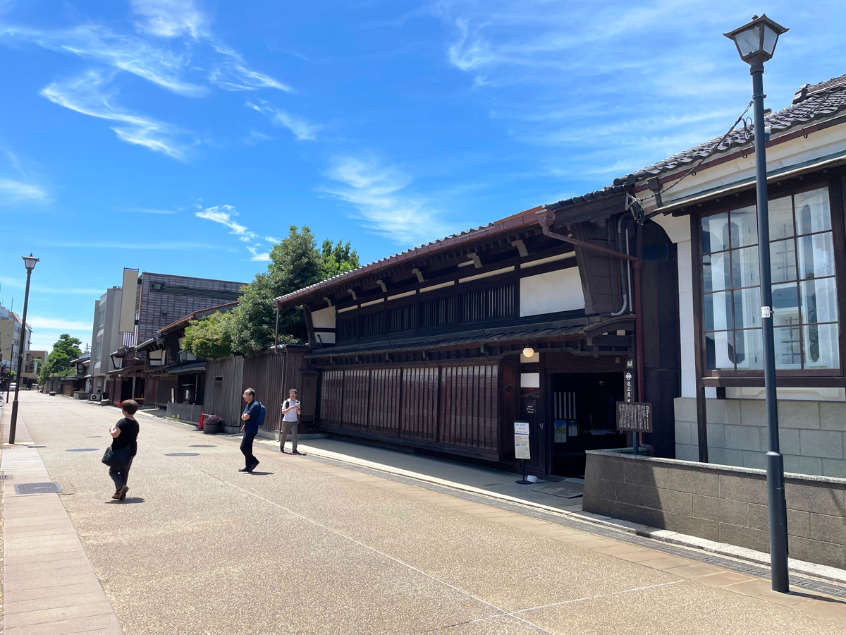 富山・東岩瀬】御鷹道×北陸街道×昆布ロード交差のまちで出会う