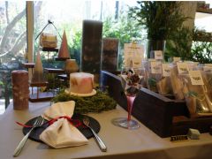 お部屋のインテリアのワンポイントや、玄関、お手洗いなどにいかがでしょうか?