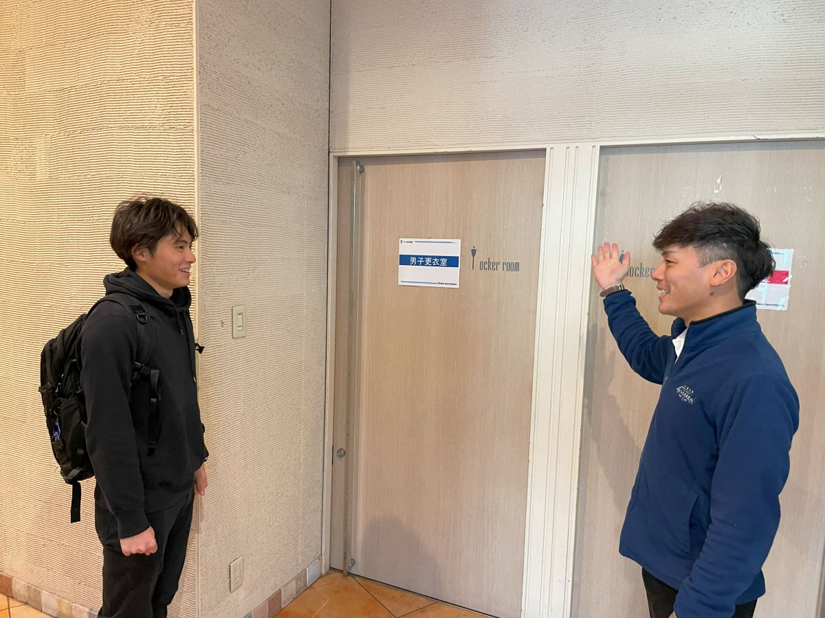 �[�������{�݂ŁA���ւ������Ă��炢�܂��B�V�����[���������Ă���܂��̂ŁA�C�����悭���A�蒸���܂���