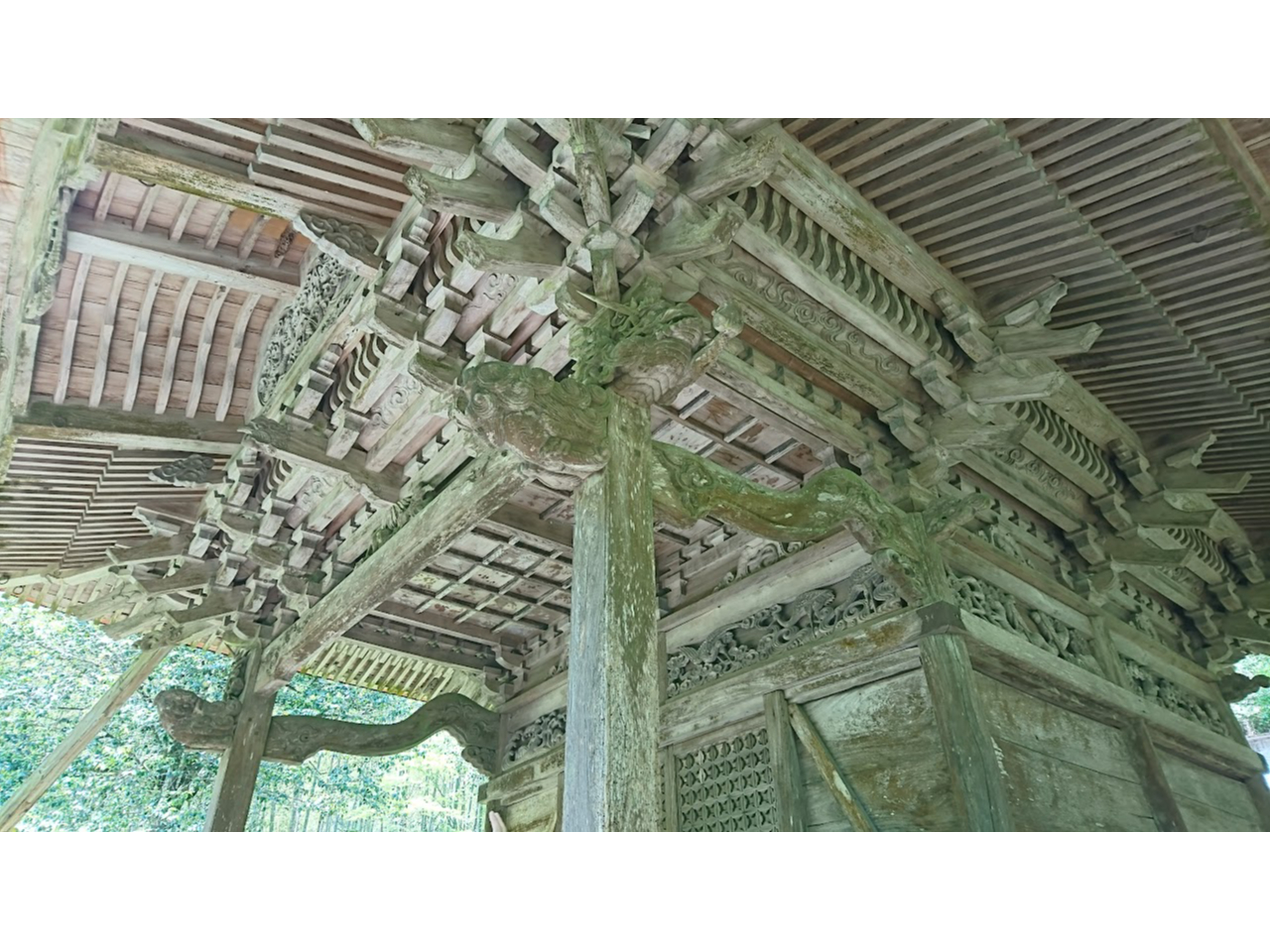 仁淀ブルー源流　長州大工の社寺を訪ねる旅