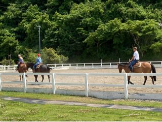 ファミリーでのご利用も承ります。※馬のコンディションにより変更になる場合もございます