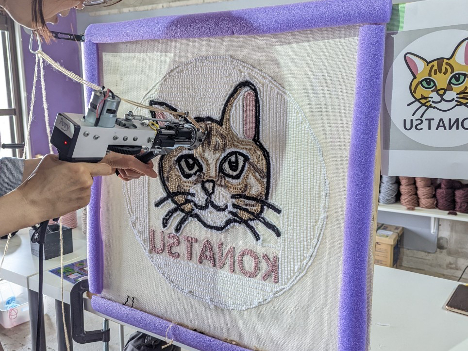 ELEDȃybg̃IWiOꂿႤ