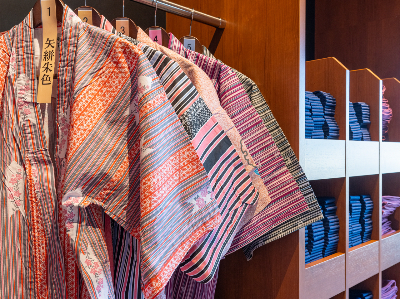 ߁E얱߂̓fUCLxɎ葵Ă܂􂨍DȂ̂IтB