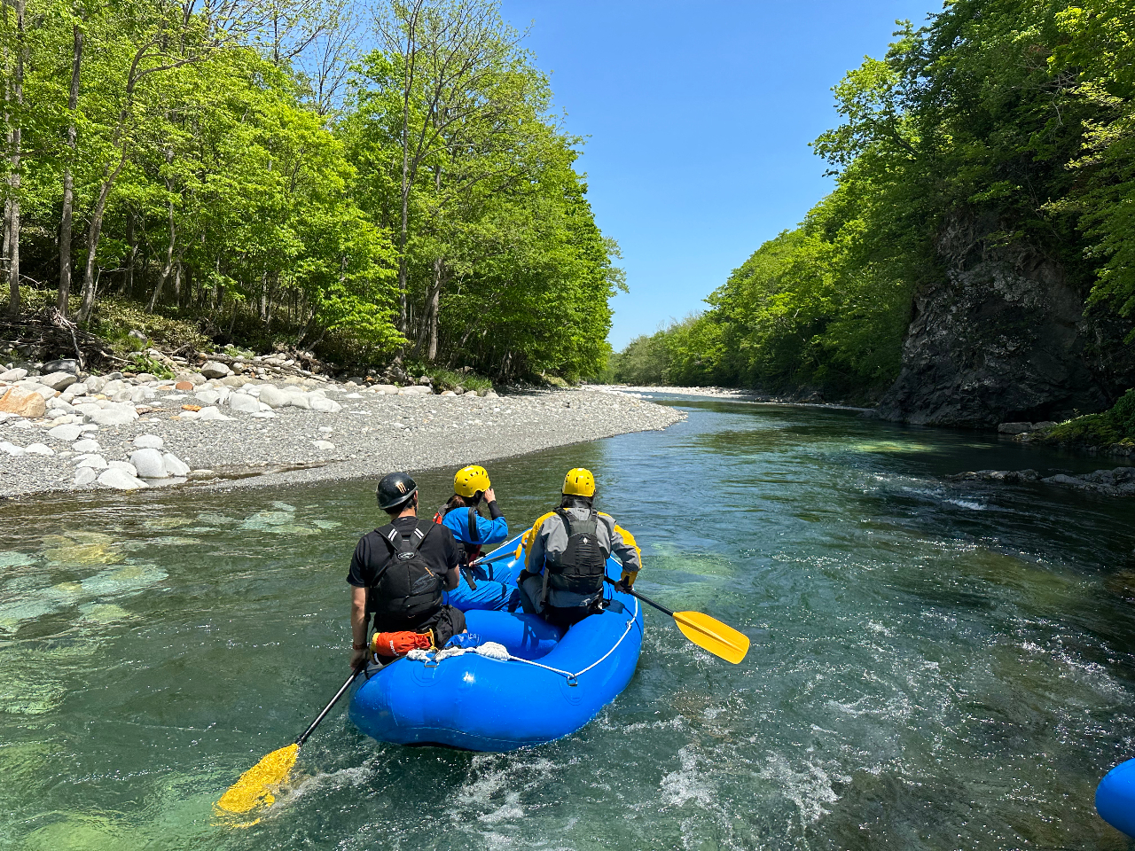 【北海道・帯広】日本一の清流 ヌビナイ川ラフティングツアー!【2名様以上で、JR...