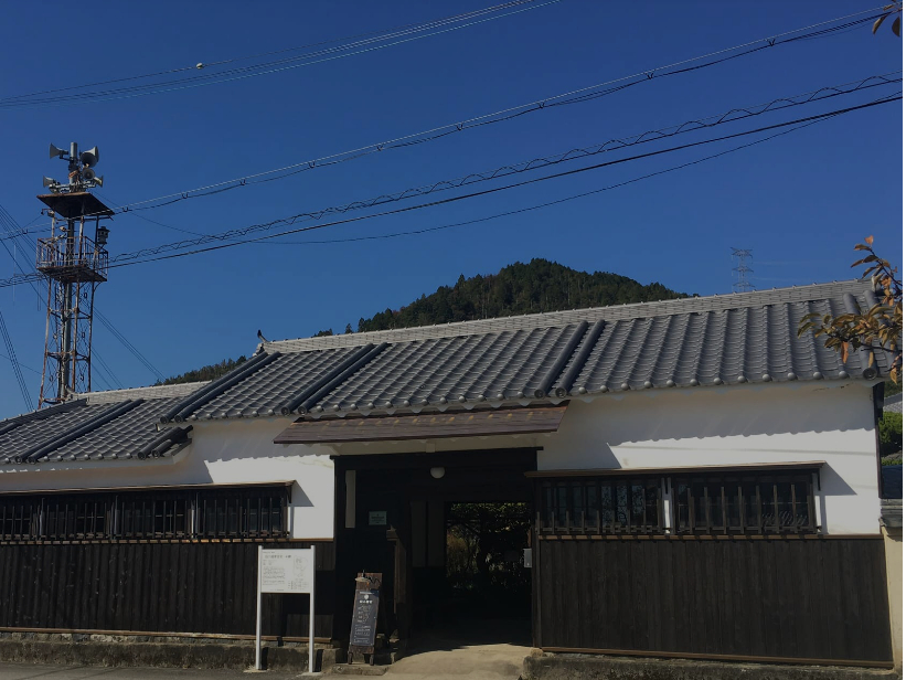 ���{�݂̓����ł��B���̌�����ڎw���Ă��z�����������B