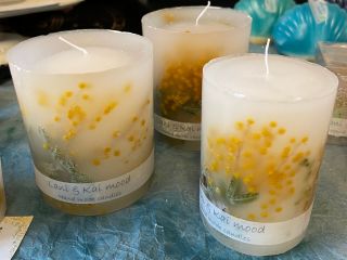 春先にはミモザキャンドルもとても人気があります。