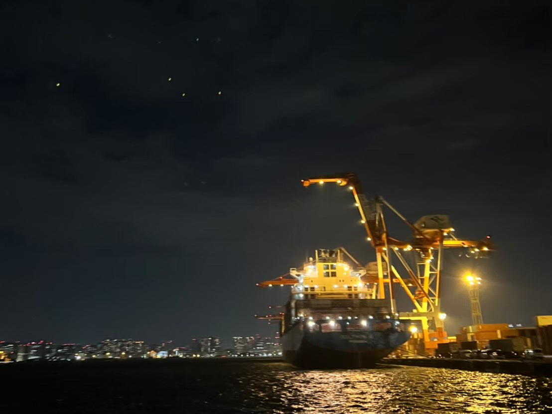 fBi[N[Ył͗s̍Hi܂B̈ႢЂy݂B