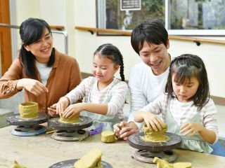 家族みんなで楽しめる手ひねり体験