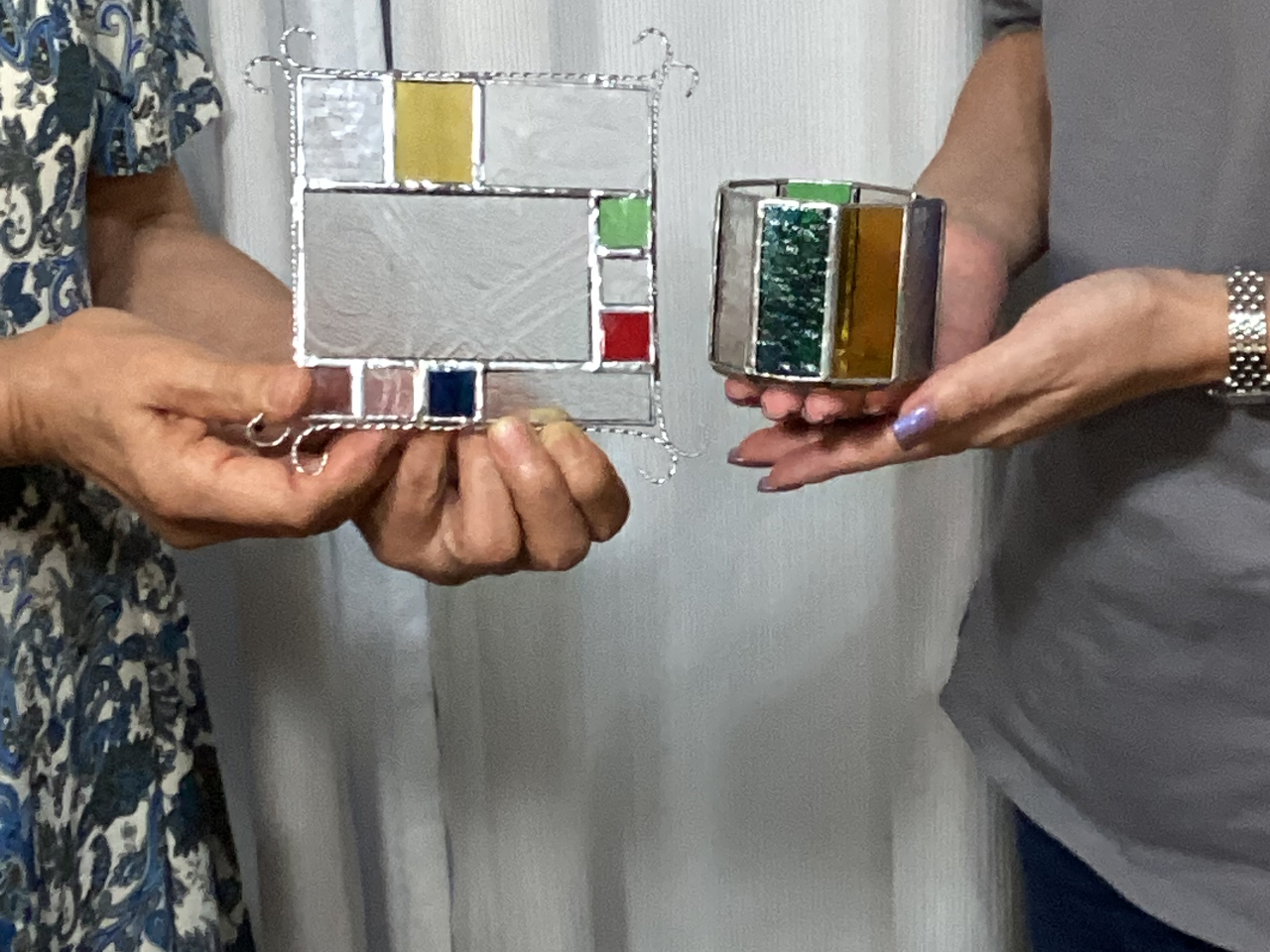 新中野×ステンドグラス】【女性・カップル限定】結晶柄と5色のガラスで