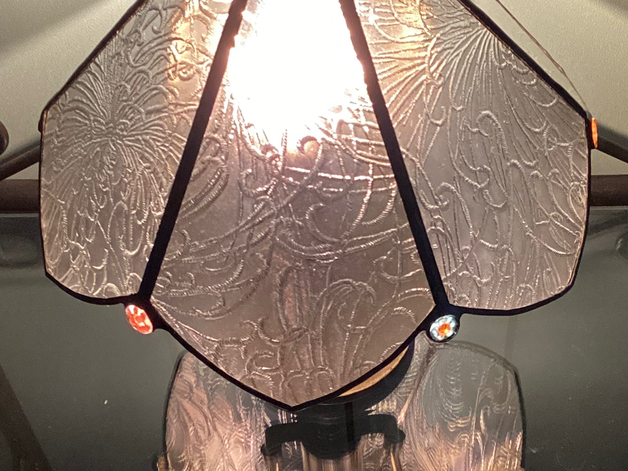 uev͊wchrysanthemumủԁvƂӖ܂BJ̋ẻԂɃC^A~tBI炵vłB