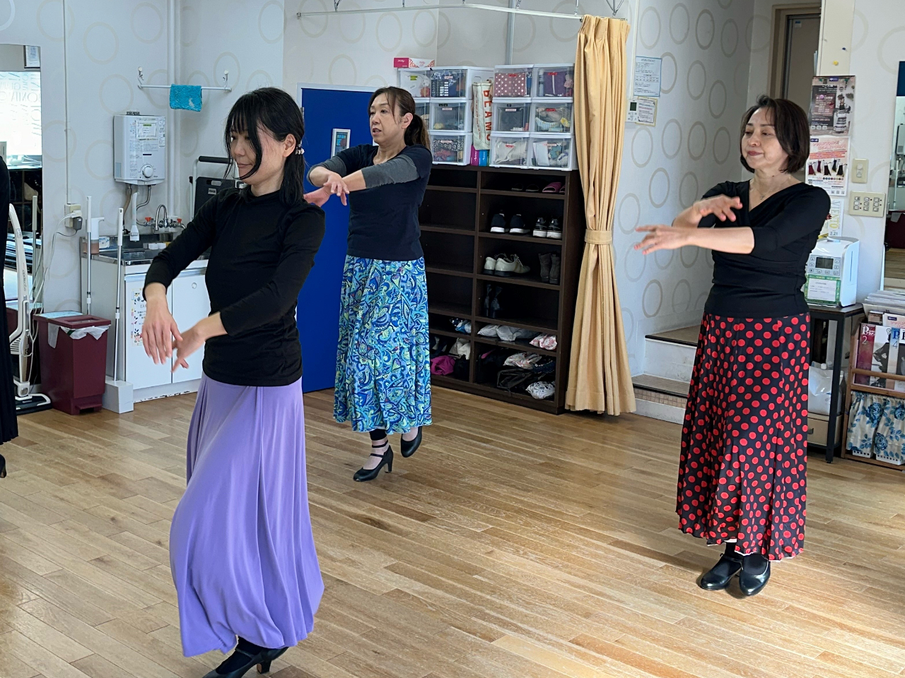 {̃Xebv璚Jɂ܂B܂̏S҂̕劽}ł