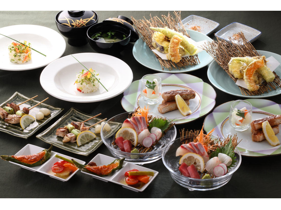 �_���A��I�v�v�����E�����̉��΁^�����n�̊C�ƎR�̌b�݂����������n��a���΁i10�i�ȏ�j��M���ƂɁA���R�̗͂ƐE�l�̋Z���h��G�߂̉��΂����ܖ����������܂��I