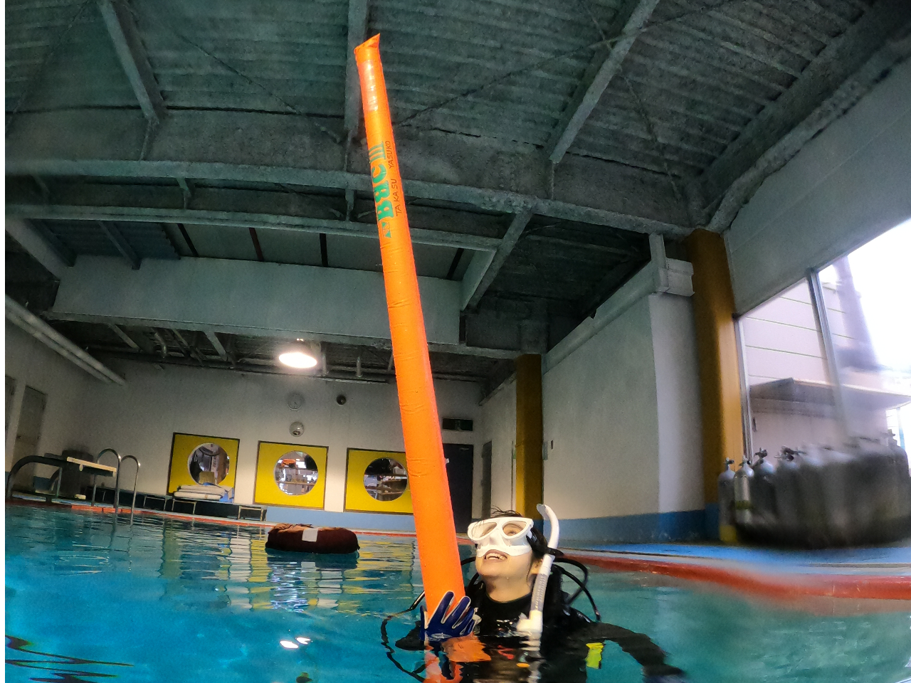 プール練習で漂流時のトラブル対策でフロート上げ