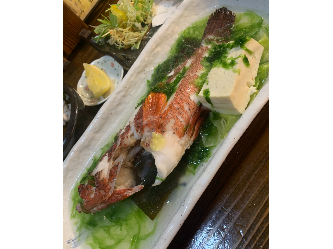 釣った魚は船長知り合いの居酒屋で調理してもらえますよ