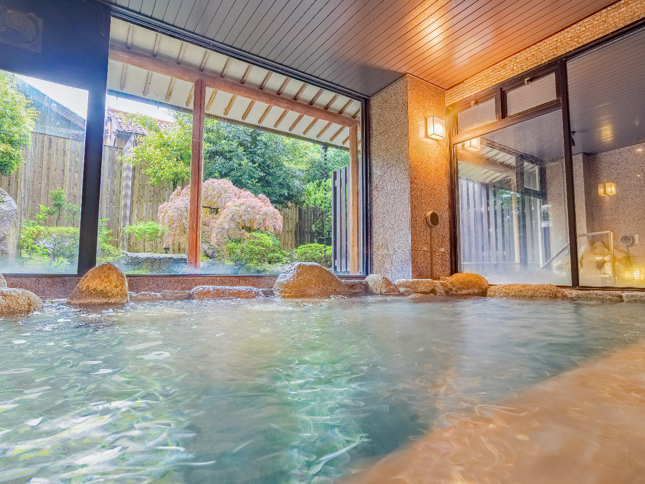 こちらが、大浴場「折鶴の湯」(女性)です♪