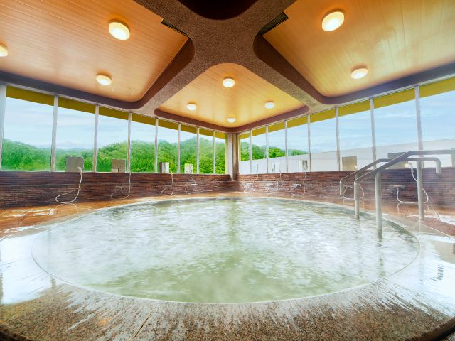 こちらが、展望大浴場「雲龍の湯」(男性)です♪
