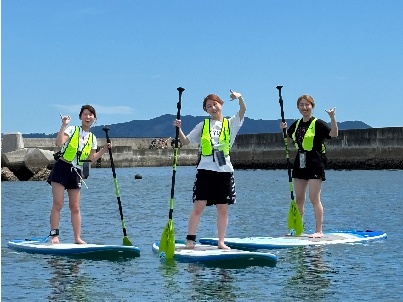 うねりが入らない場所での体験なので、波も静かです。