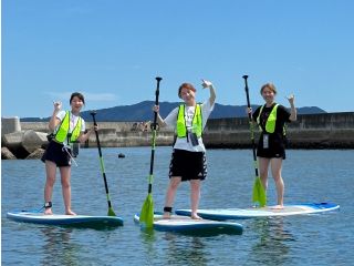 うねりが入らない場所での体験なので、波も静かです。