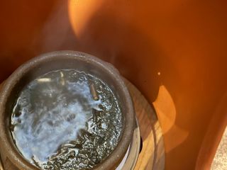 最高級黄土壺のよもぎ蒸しです。