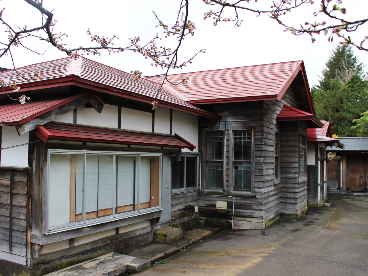 太宰疎開の家「旧島津家新屋敷」