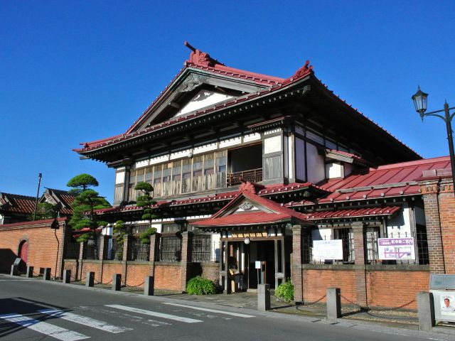 青森 太宰を巡るたびと言えば ここ斜陽館