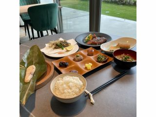 ◆沖縄の食材をふんだんに使用した 彩り琉球御膳“ふぁいみーる”