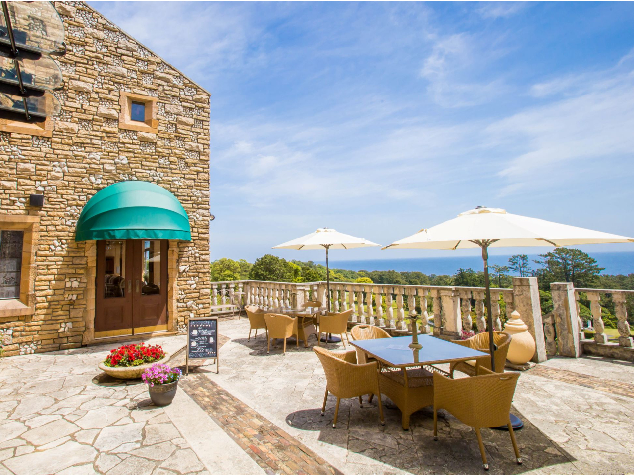 レストラン&カフェ テラス