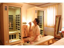 個室岩盤サウナはお二人同時も可能です