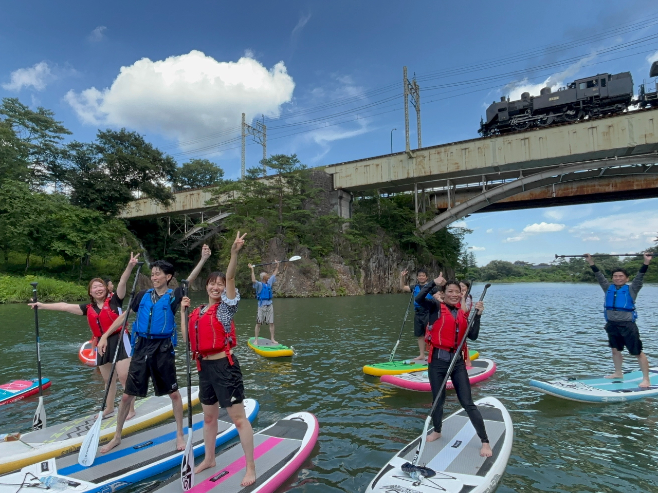 �݂�Ȃł͂��A�|�[�Y��