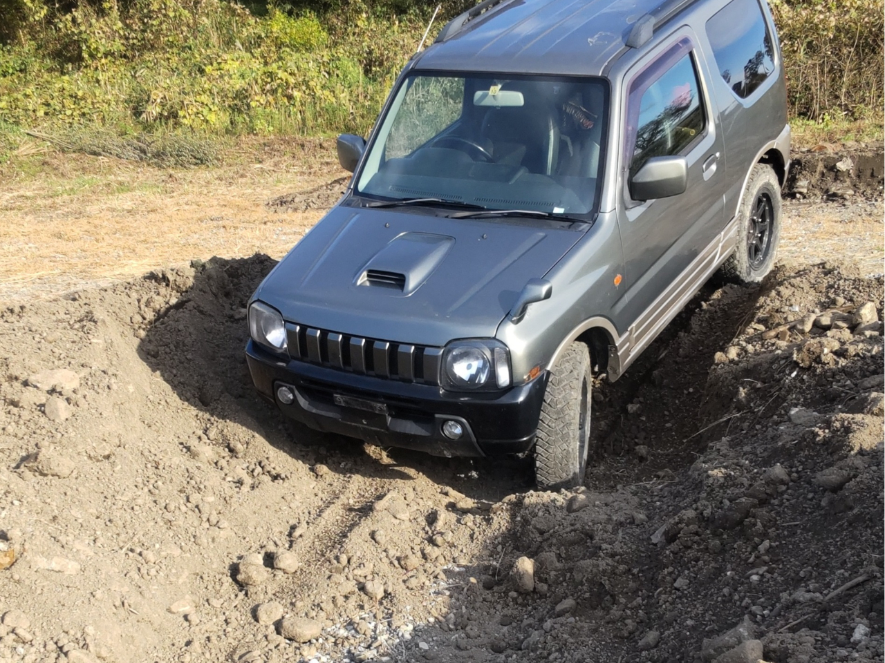 レンタル4WDで簡単オフ走行!