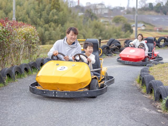 1周850mのロングコース!高低差のあるコースを走り抜けよう