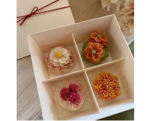 《あんこのお花団子》