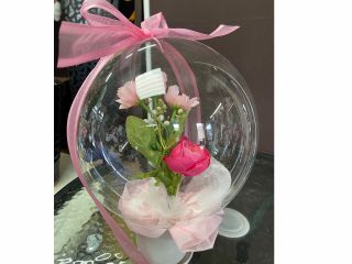 韓国発祥のフラワーバルーン お好きなお花を選んで頂けます。 こちらはスタンドタイプ