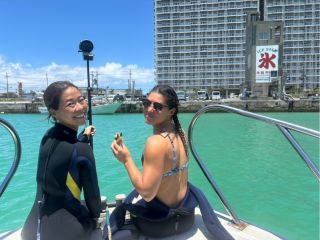 海から上がるとみんな笑顔!!ハイチーズ!