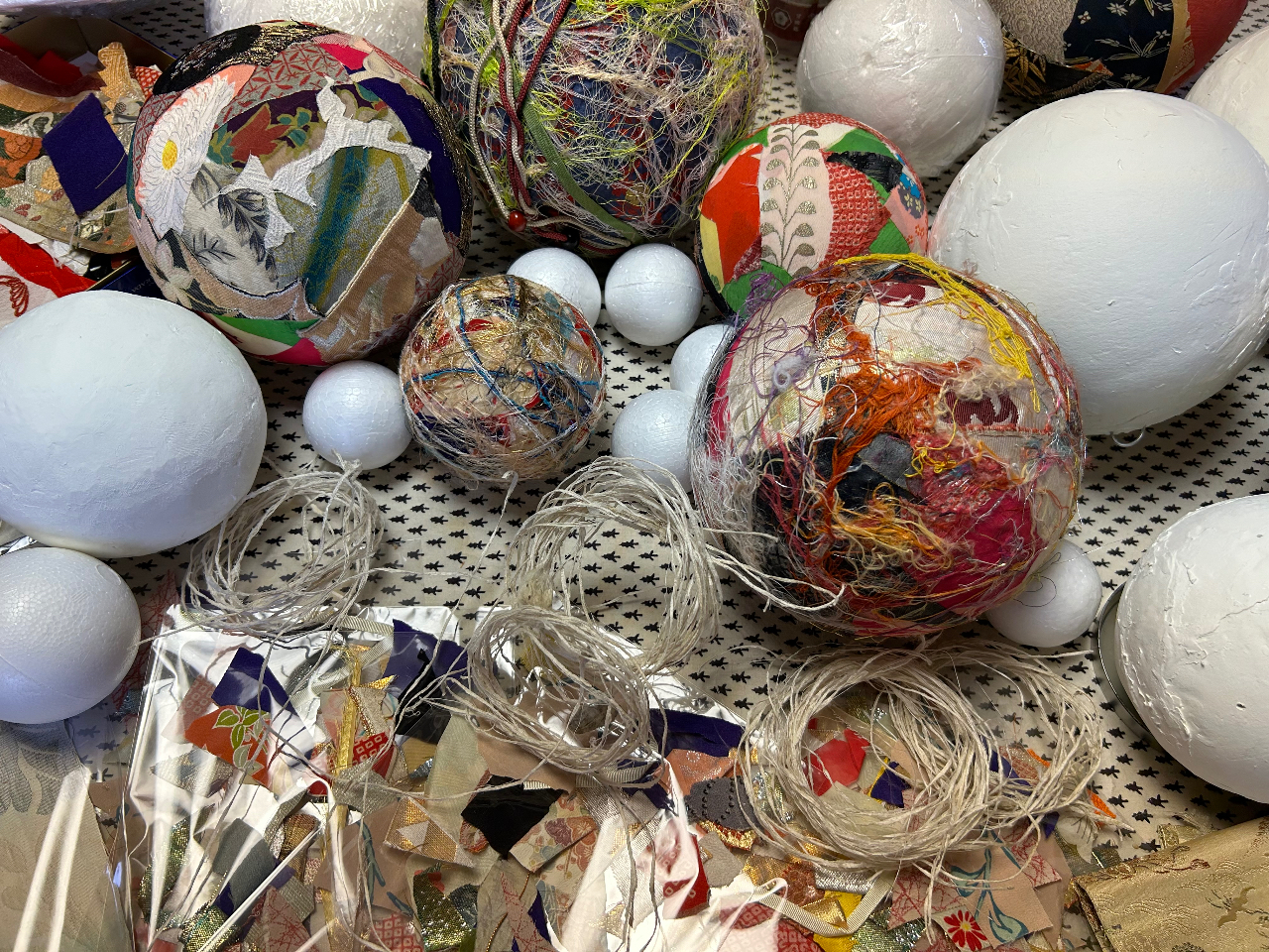 ޗ݁Igz×AARAX`[͗pӂĂ܂B